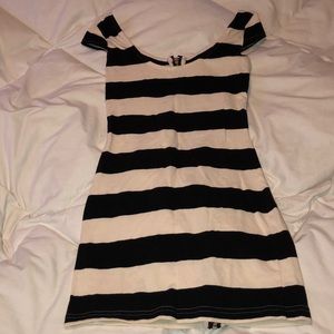 H&M Divided Short Sleeve Striped Dress